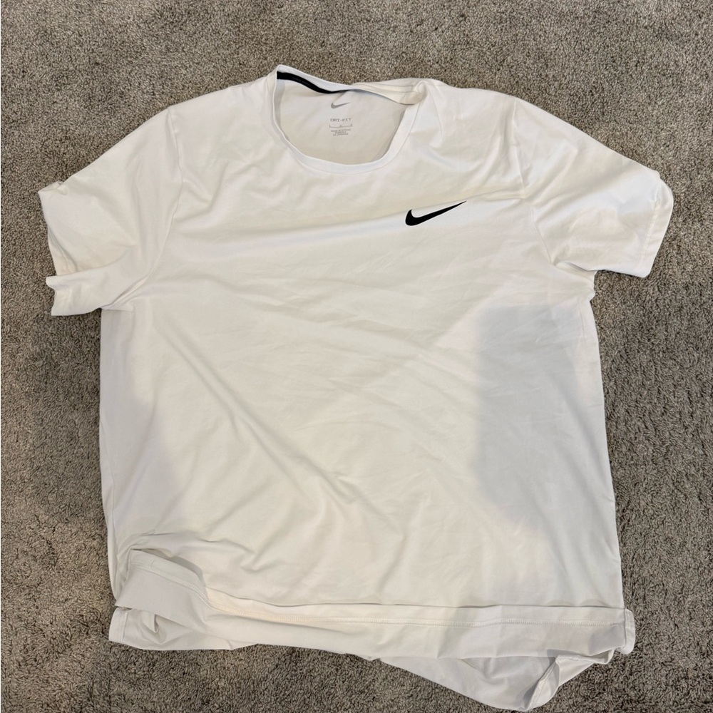 Nike Men's Classic White Tee